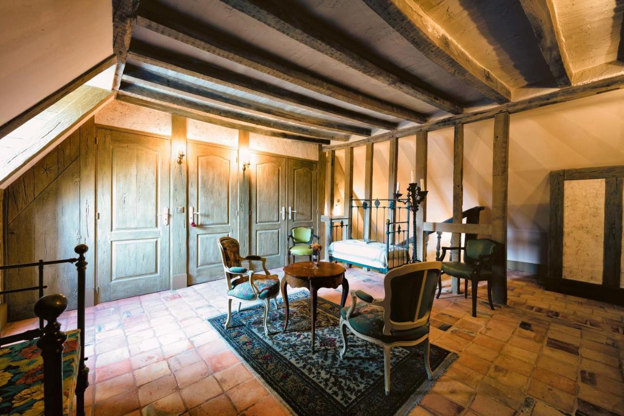 Les Chambres D'Hotes Du Chateau De Saint-Georges 객실 사진